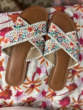Jack Rogers Floral Cross-Strap Slide Sandals ✨